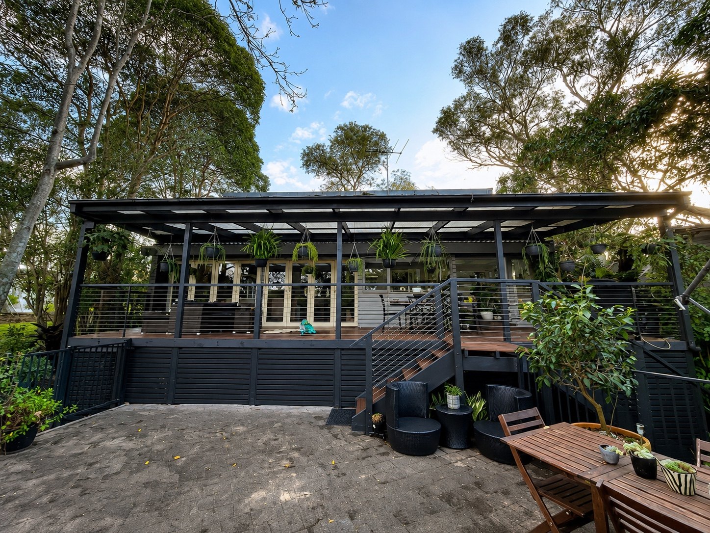 Black deck railing and outdoor balustrade